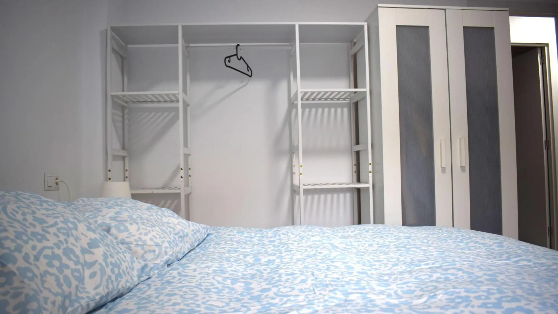 Homestay Habitacion Buena, Bonita Y Barata Malaga Spain